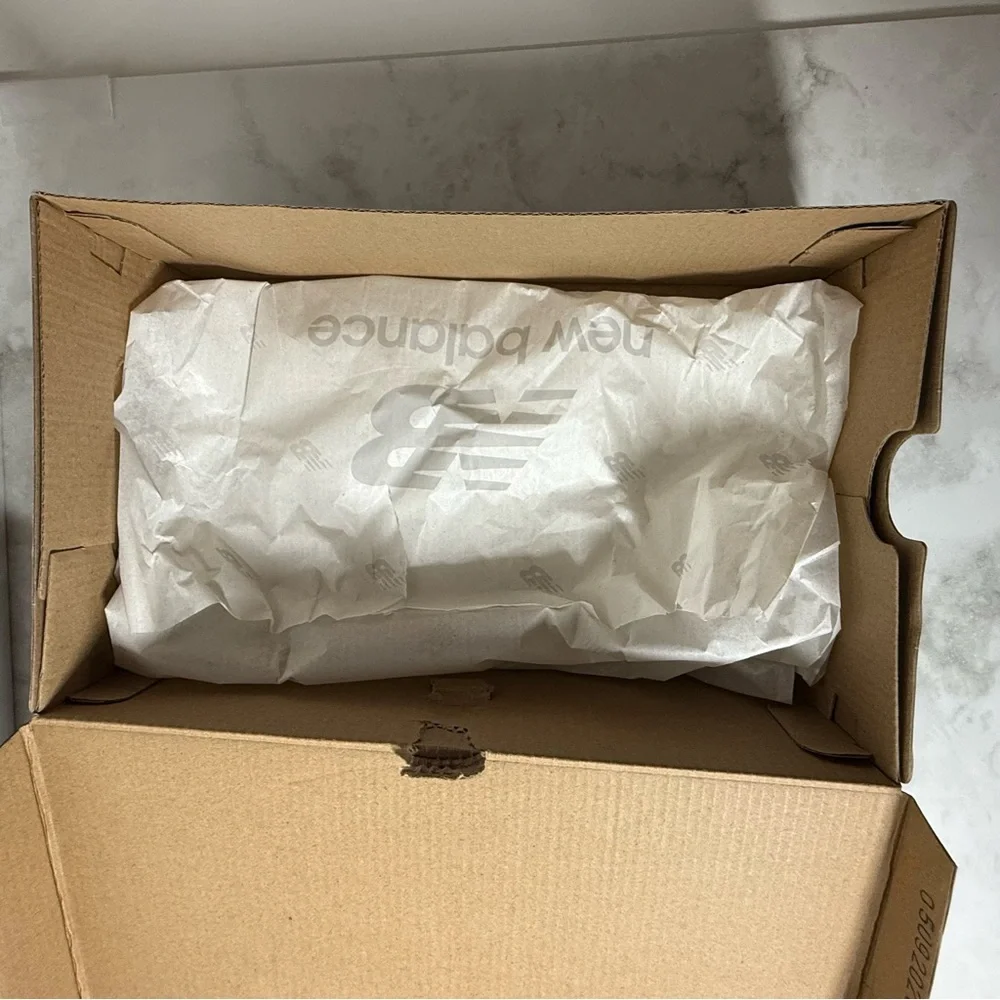 New Balance | Empty 550 Shoe Box | Gray